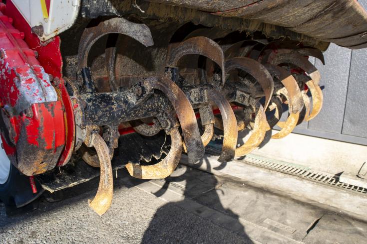 トラクター F-180  写真６