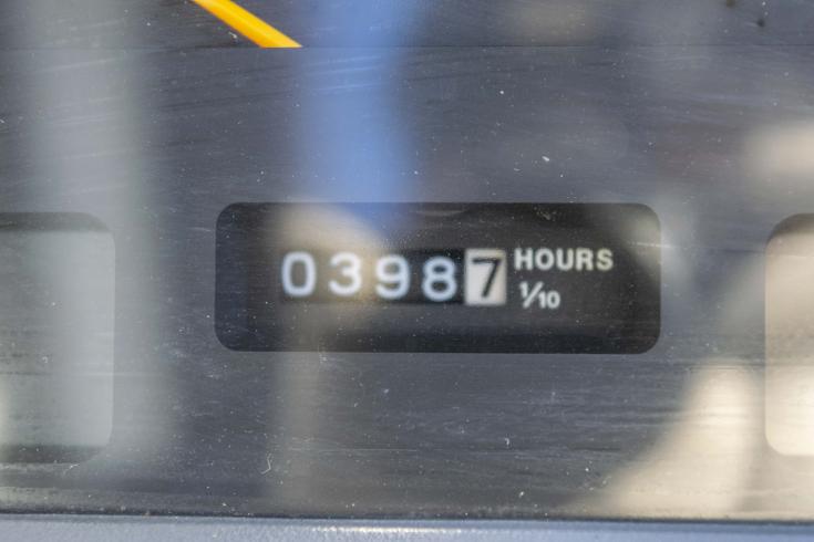 トラクター F-180  写真８