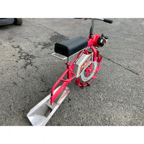 溝切機 NTH-1 写真３