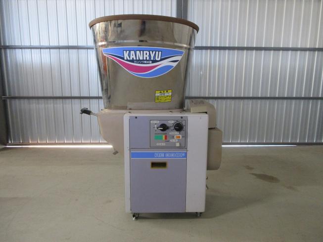 カンリュウ工業 精米機 写真