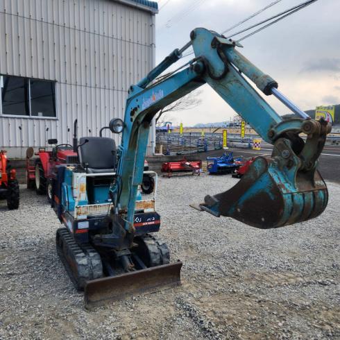 バックホー KX-012 写真２