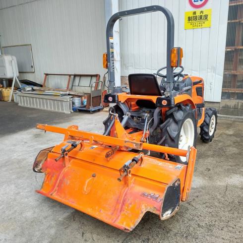 トラクター JB18 写真３