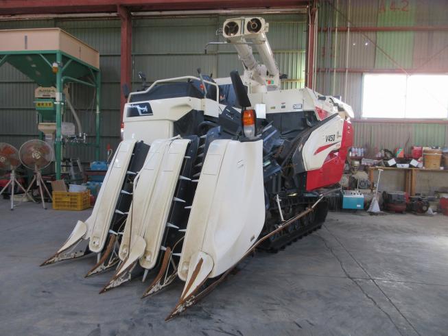 三菱 コンバイン 写真