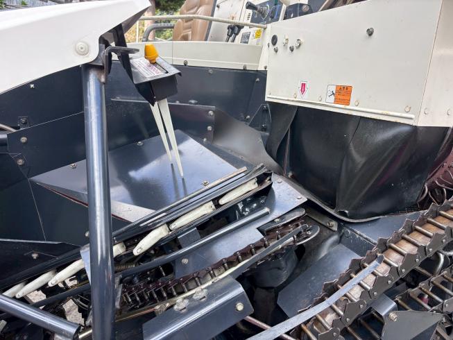 コンバイン GC336 写真９