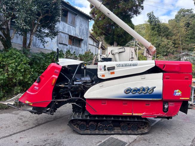 ヤンマー コンバイン 写真