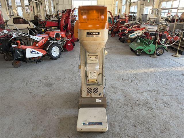 自動選別計量機 KR-2500A 写真５