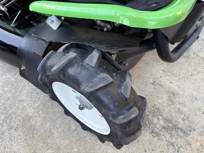 乗用草刈機 RM950 写真４