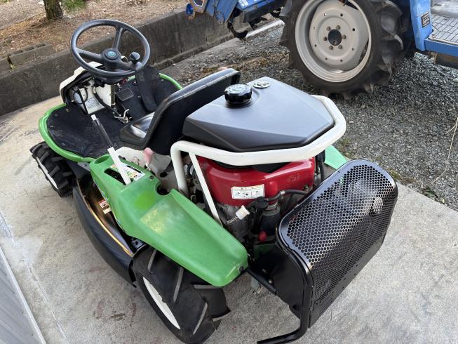 乗用草刈機 RM950 写真９