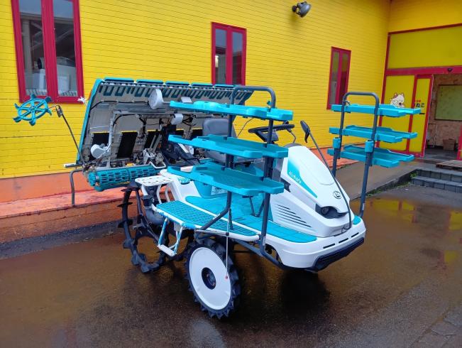 クボタ 田植機 写真