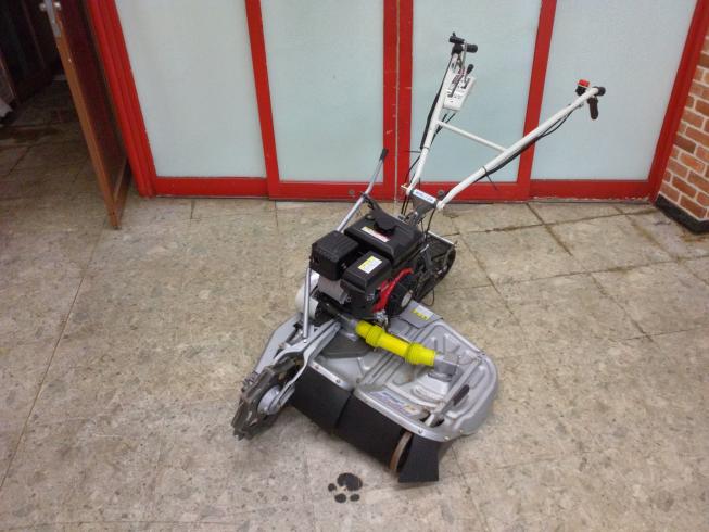 オーレック ウィングモア 写真