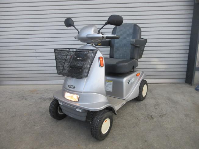 アテックス セニアカー 写真