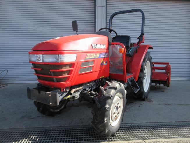 ヤンマー トラクター 写真