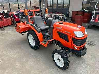 トラクター JB13 写真３