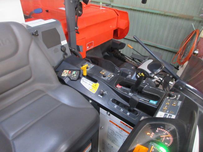 コンバイン ER330NHDMWE 写真８