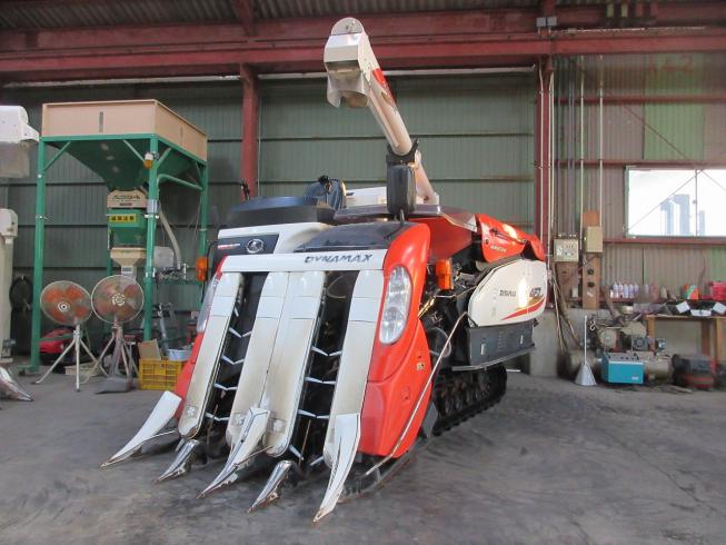 クボタ コンバイン 写真