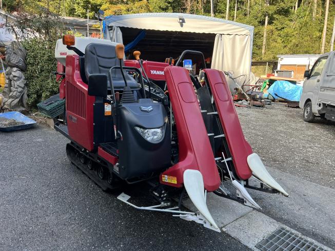 コンバイン YH211 写真２