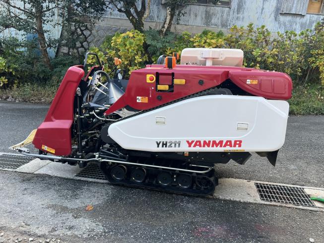 コンバイン YH211 写真３