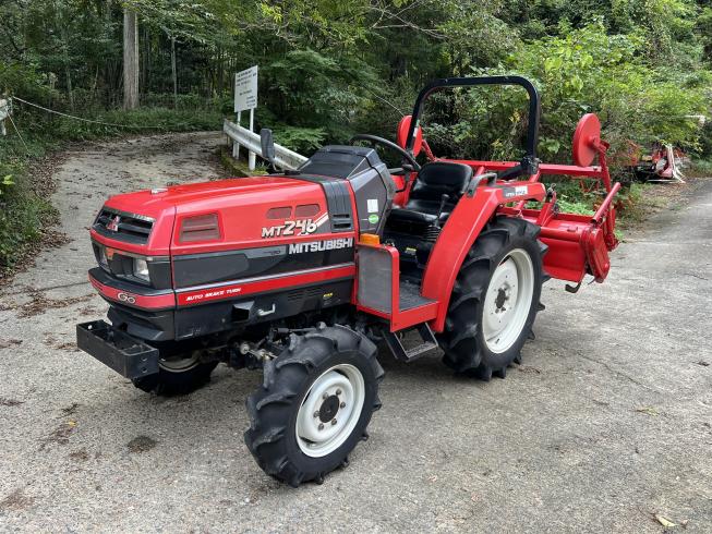 三菱 トラクター 写真