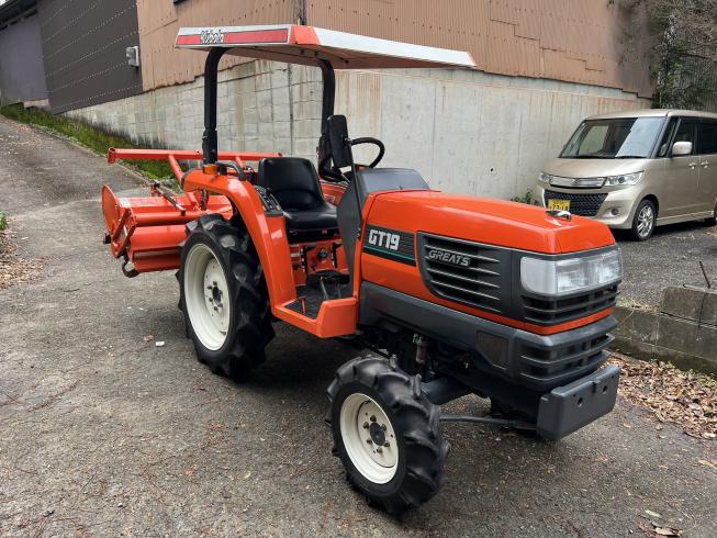 クボタ トラクター 写真