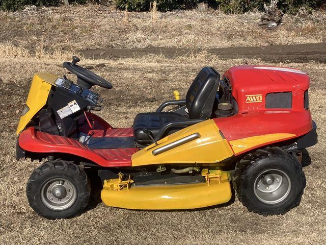 乗用草刈機 CMX2202 写真４