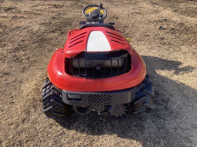 乗用草刈機 CMX2202 写真３