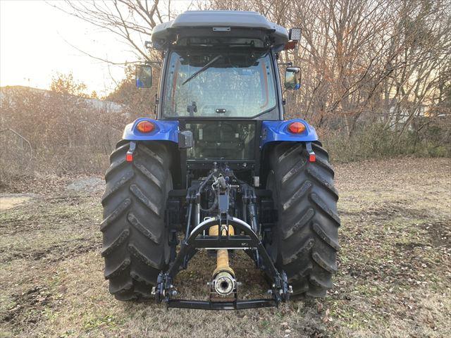 トラクター TJV985 写真３