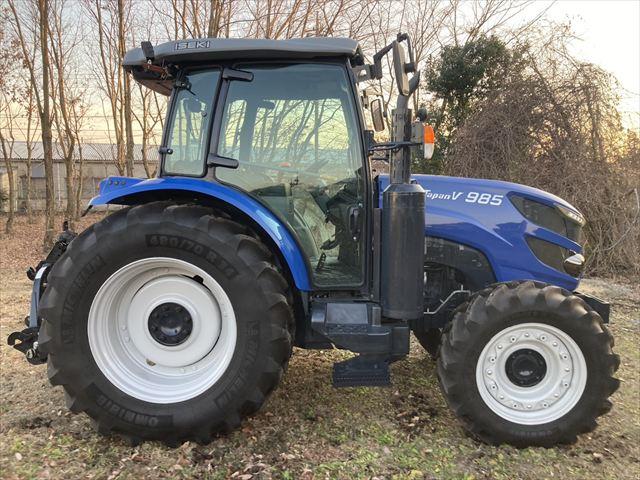 トラクター TJV985 写真２