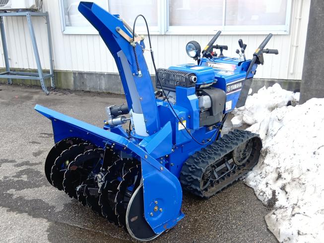 ヤマハ 除雪機 写真