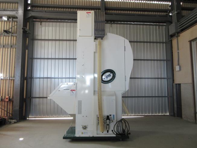 色彩選別機 SCS-32S 写真８