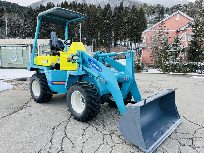 ホイールローダー FL302 写真２