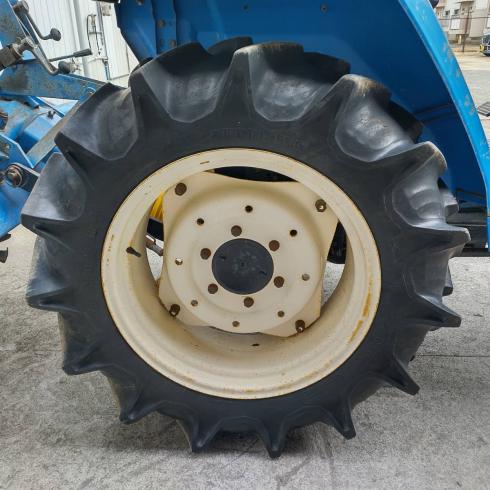 トラクター TA250F 写真７