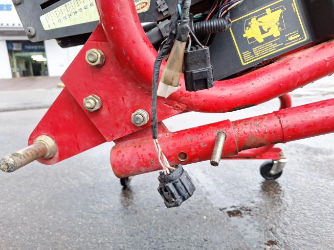 ブロードキャスター MB306-OS　上越　□ 写真７