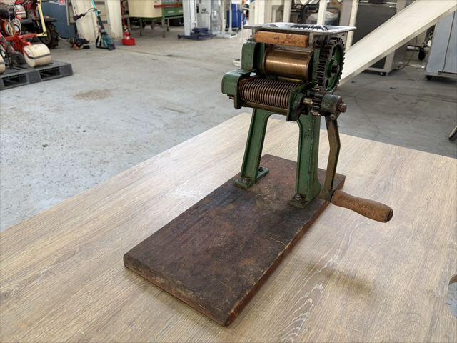 小野式製粉機 1型 写真２