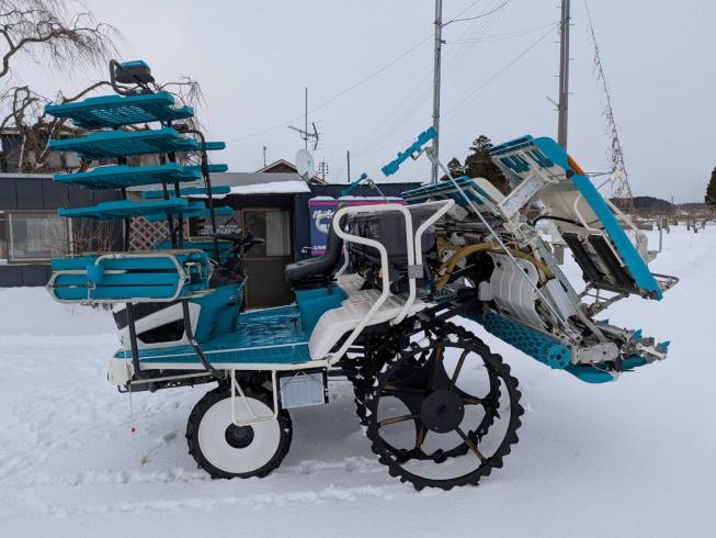 田植機 EP8D-KFRGP 写真３