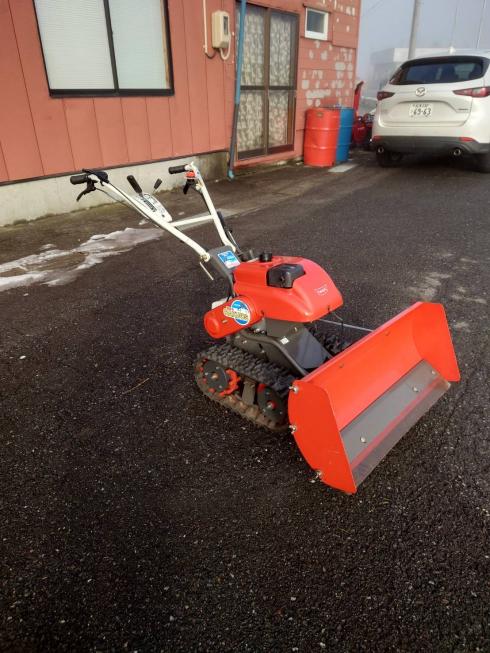 オーレック 除雪機 写真
