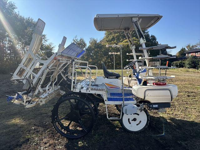 田植機 PZ80D 写真４