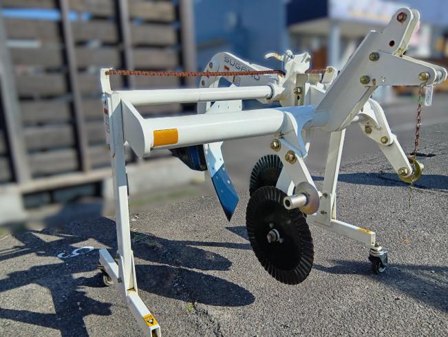 スガノ農機 溝堀機 写真