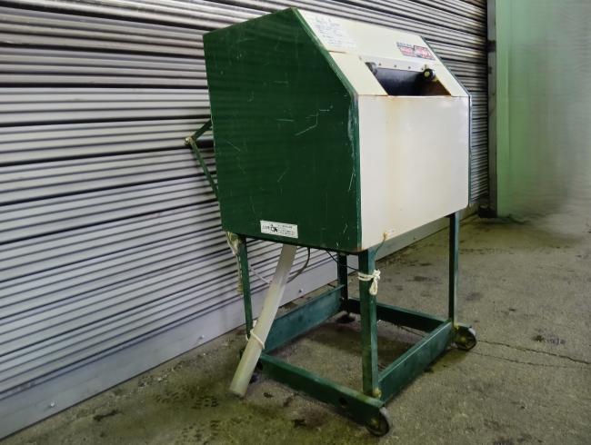 タイガーカワシマ 苗箱洗浄機 写真