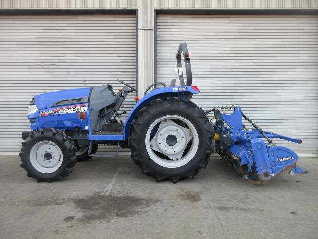 トラクター ATK300-U 写真４