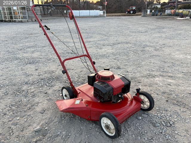 バロネス 草刈機 写真