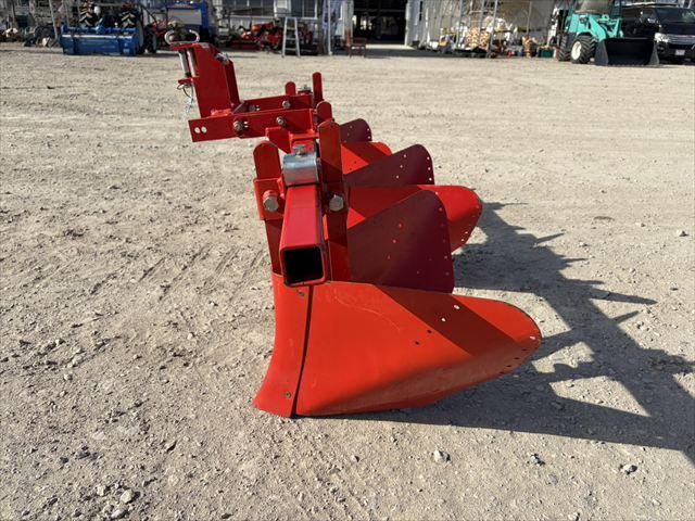 プラウ 不明 写真４