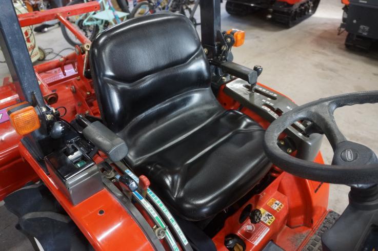 トラクター Ke50 写真７