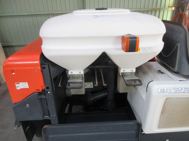 コンバイン ER213 写真８