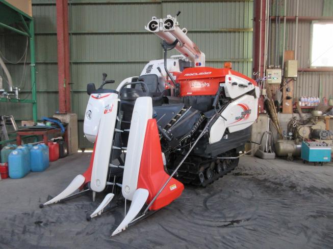 クボタ コンバイン 写真