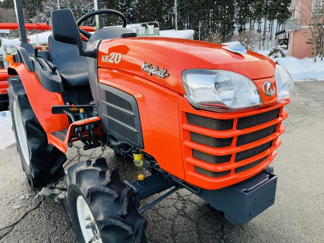 トラクター KB20(F) 写真３