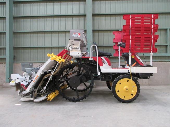 田植機 YR5J 写真３