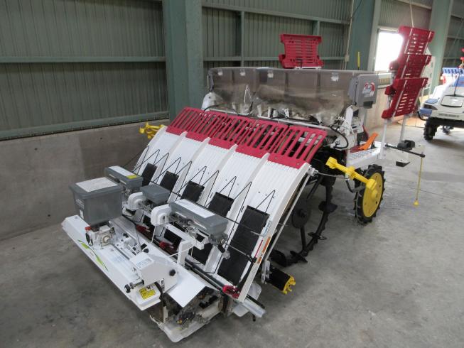 田植機 YR5J 写真５