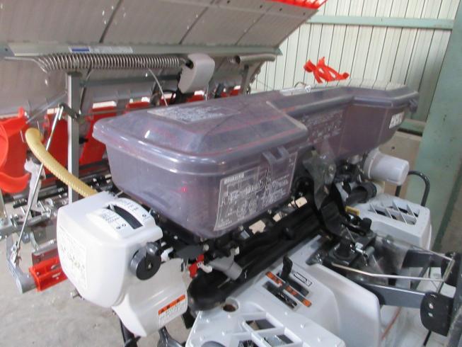 田植機 AW4-F 写真８