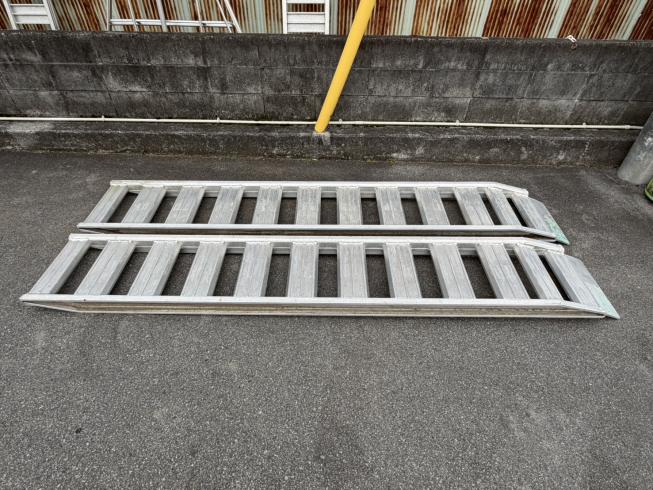 アルミブリッジ PXF20-300-40　（2ｔ） 写真３