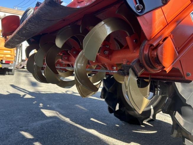 トラクター KB18 写真４